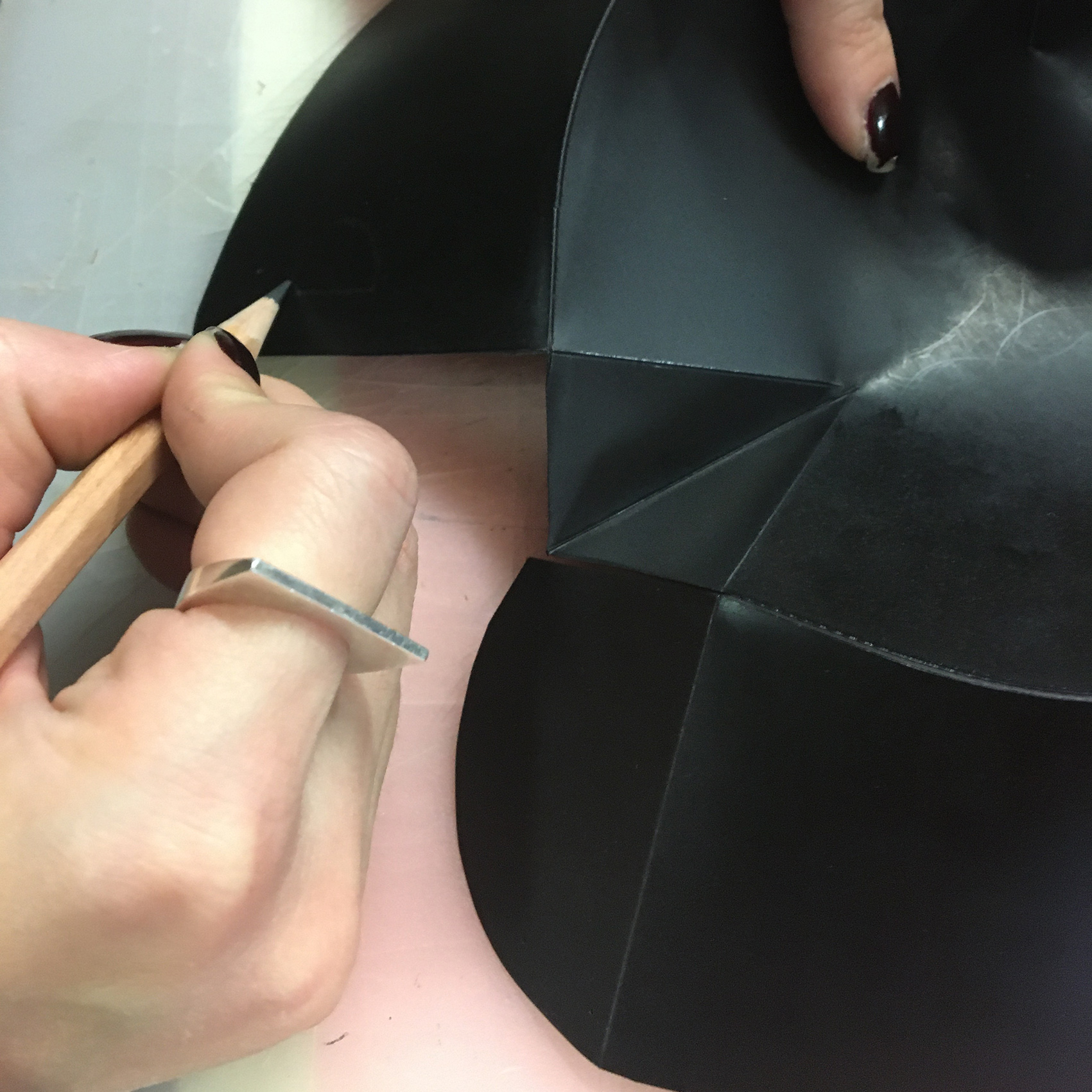 Fold4Friends, Where Style and Simplicity Unite!